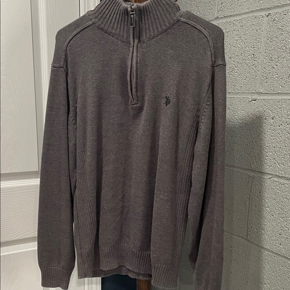 U.S. Polo Assn. Men's Gray Zip-Up Sweater - Picture 6 of 6